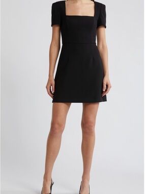 French Connection Whisper Short Sleeve Sheath Dress